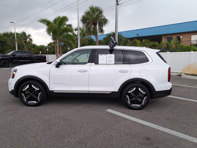 used 2023 Kia Telluride car, priced at $32,778