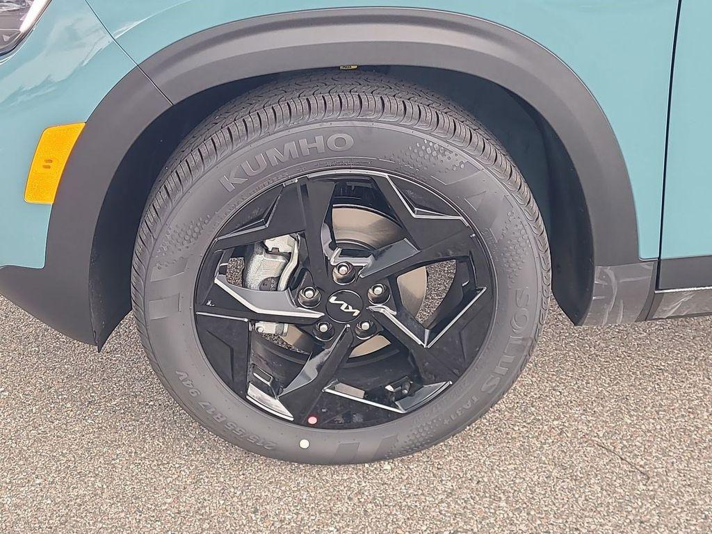 new 2026 Kia Seltos car, priced at $27,884