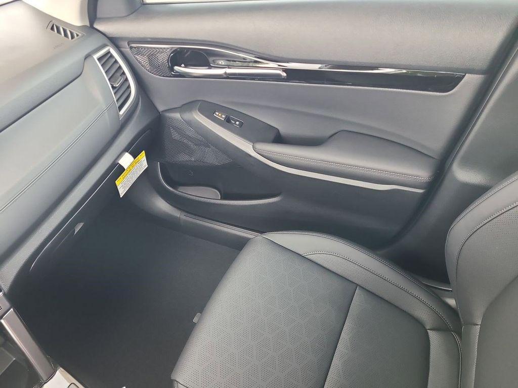 new 2026 Kia Seltos car, priced at $27,884