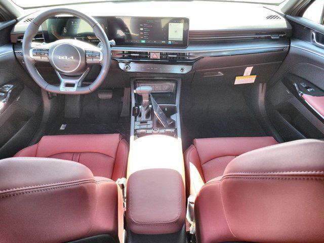 new 2025 Kia K5 car, priced at $30,253