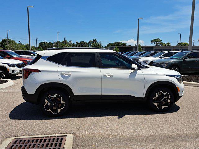 new 2025 Kia Seltos car, priced at $29,612