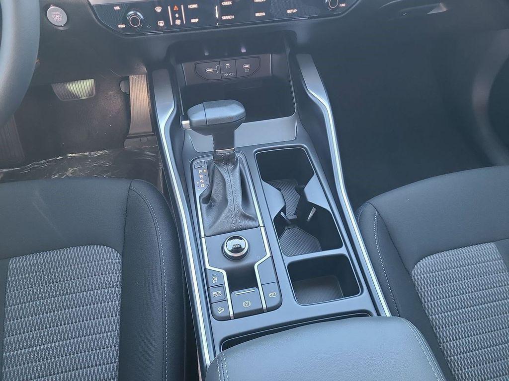 new 2025 Kia Sorento car, priced at $32,430