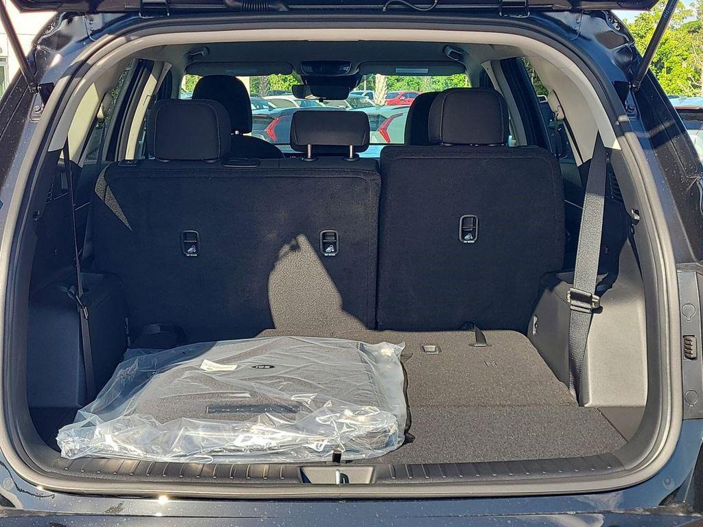 new 2025 Kia Sorento car, priced at $32,430