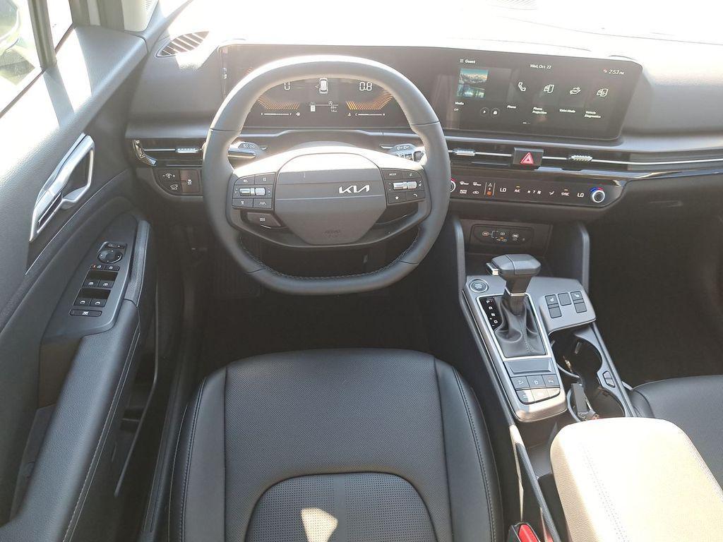 new 2026 Kia Sportage car, priced at $30,600