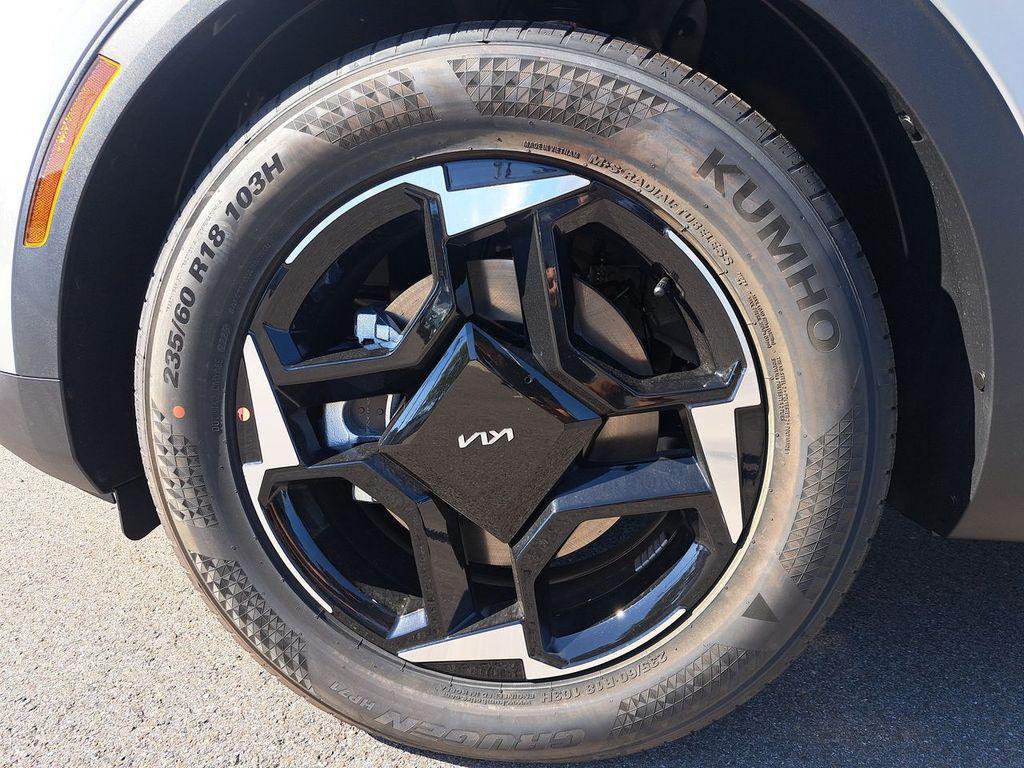 new 2026 Kia Sportage car, priced at $30,600