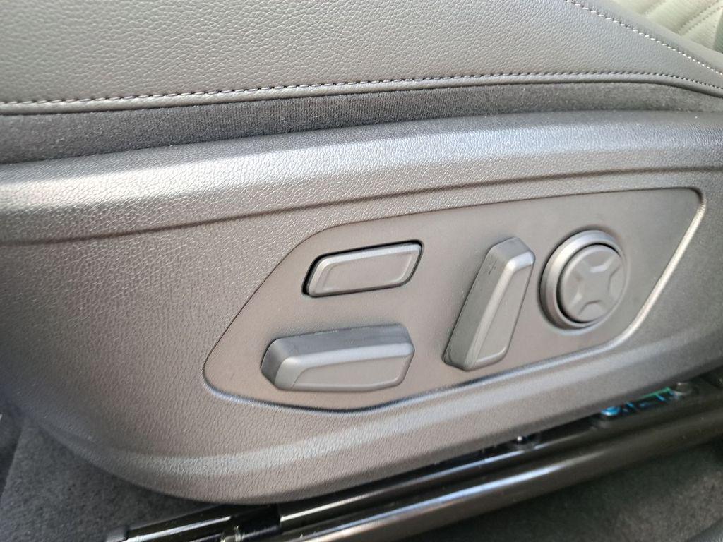 new 2026 Kia Sorento car, priced at $45,100