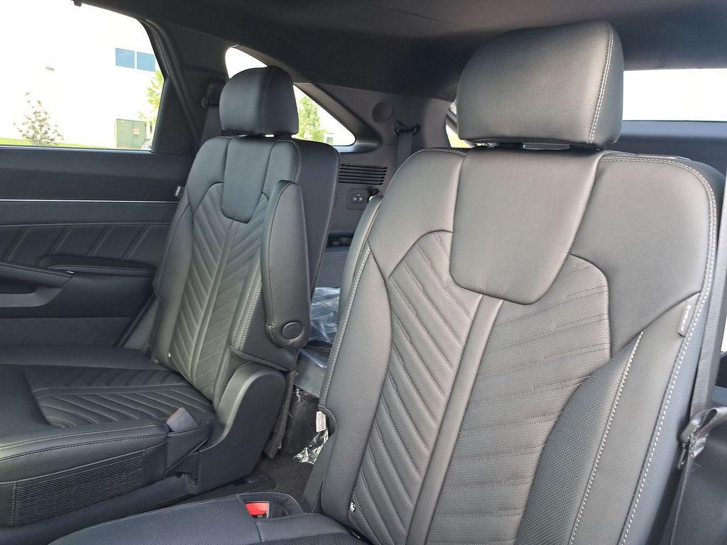 new 2026 Kia Sorento car, priced at $45,100