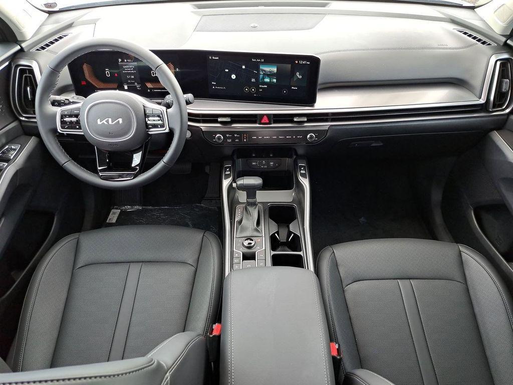 new 2025 Kia Sorento car, priced at $35,519