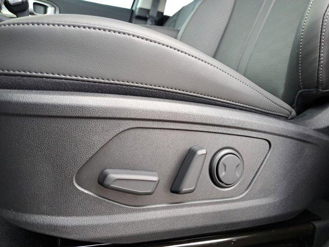 new 2025 Kia Sorento car, priced at $39,210