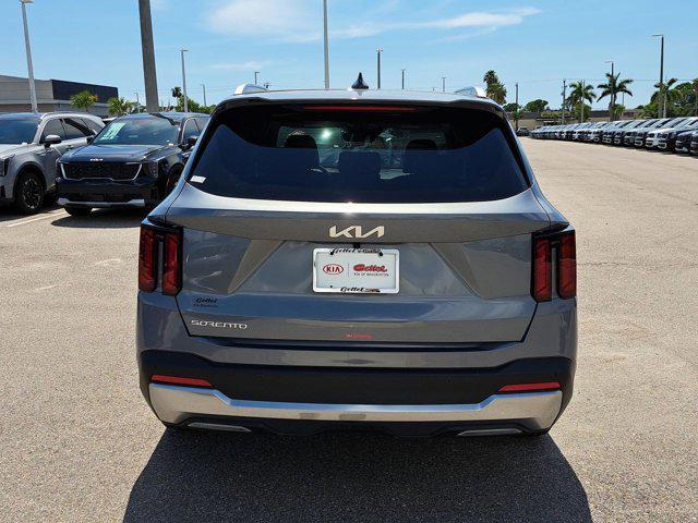 new 2025 Kia Sorento car, priced at $32,682