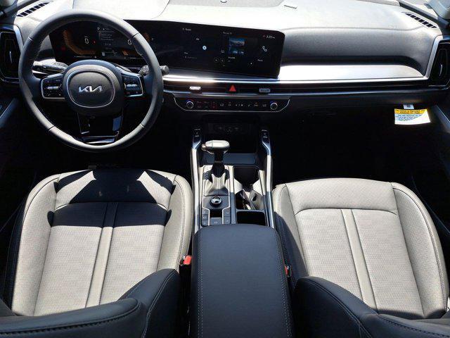 new 2025 Kia Sorento car, priced at $32,682