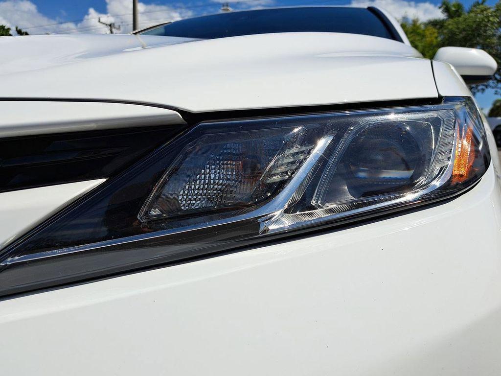 used 2019 Toyota Camry Hybrid car, priced at $19,388