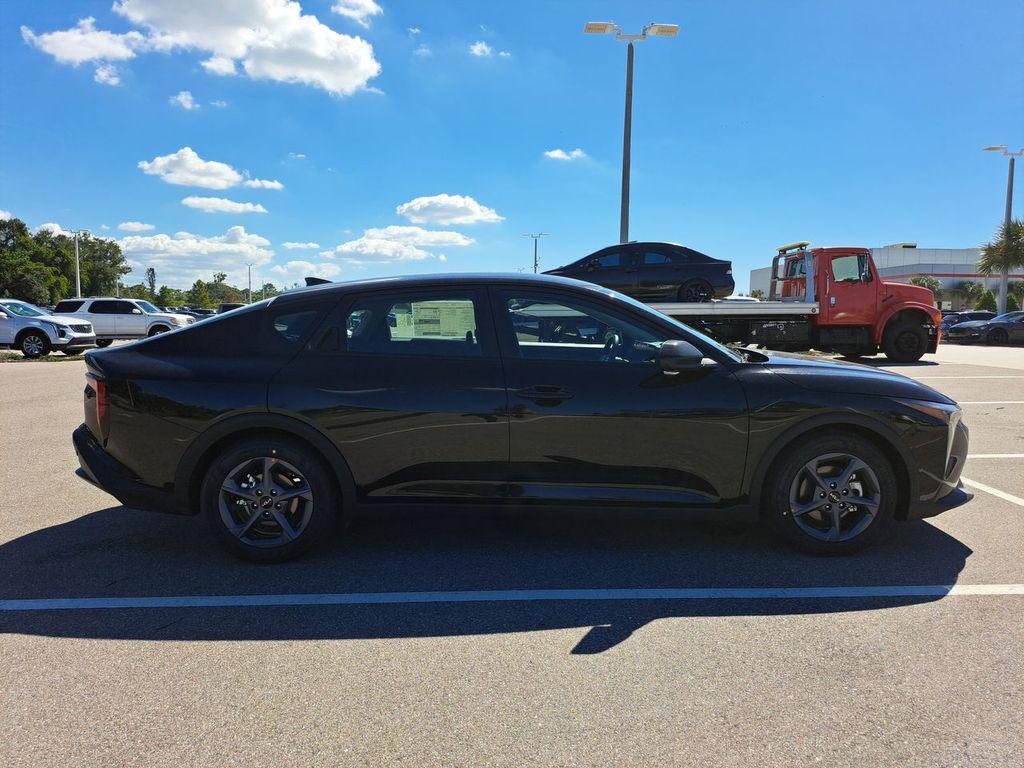 new 2025 Kia K4 car, priced at $22,785