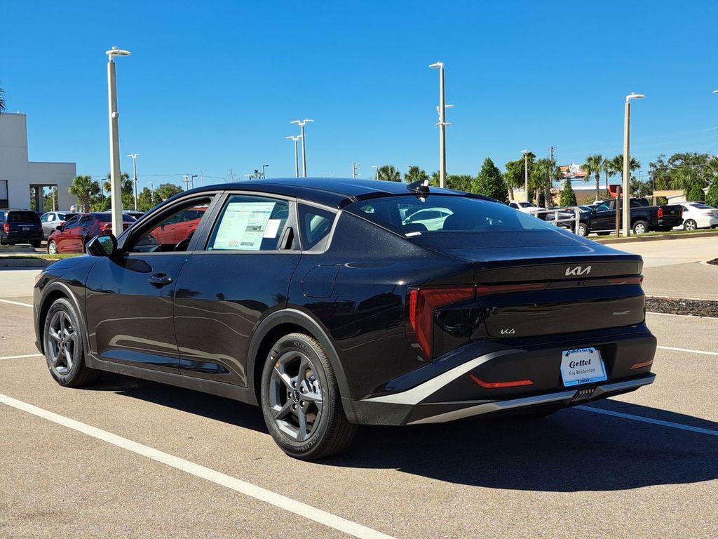 new 2025 Kia K4 car, priced at $22,785