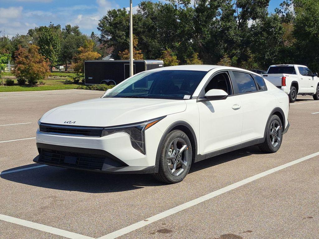 new 2025 Kia K4 car, priced at $23,138