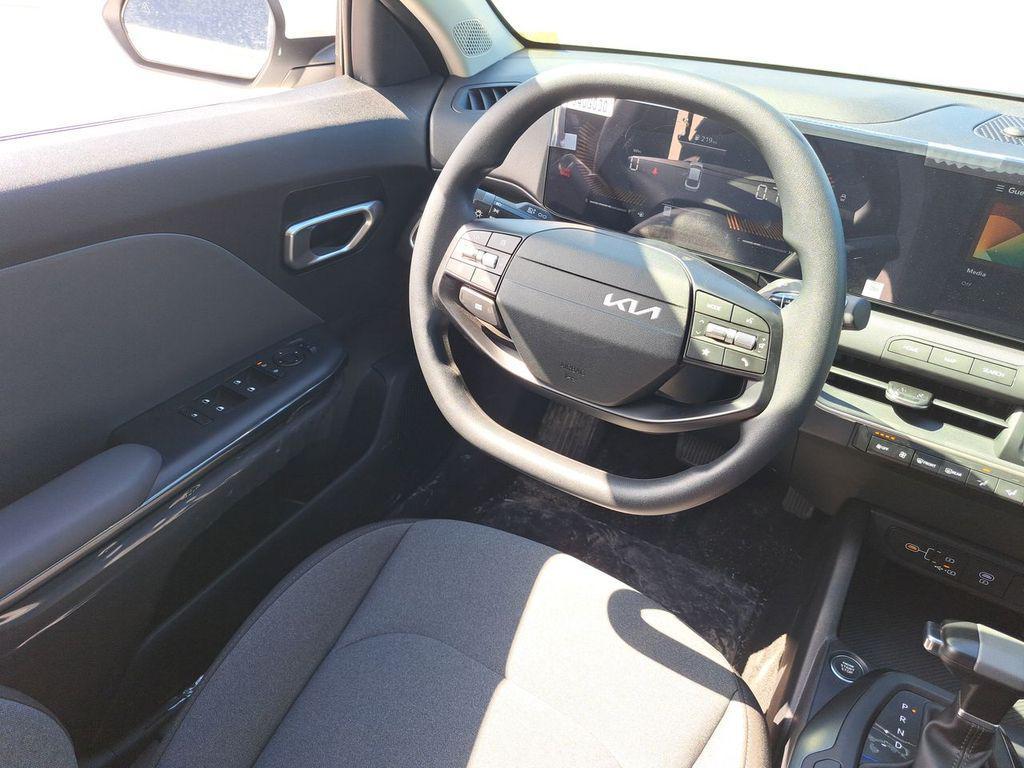 new 2025 Kia K4 car, priced at $23,138