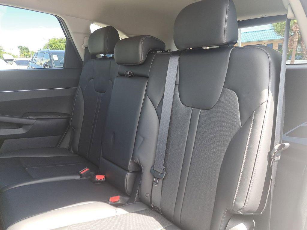 used 2023 Kia Sorento car, priced at $24,950