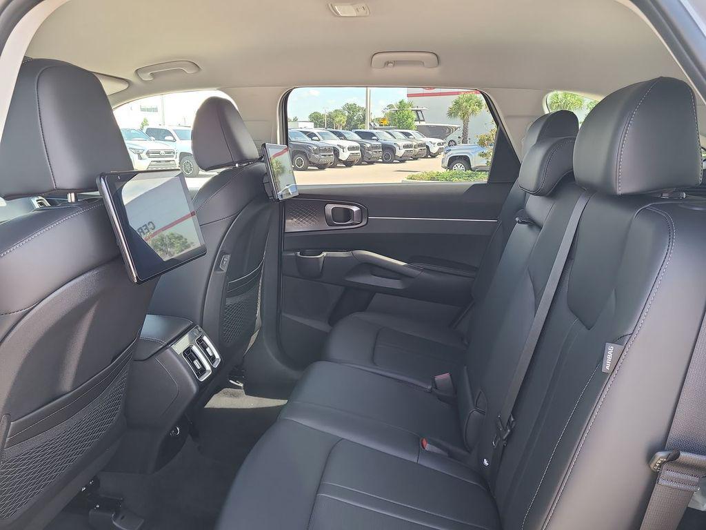 new 2026 Kia Sorento car, priced at $39,832