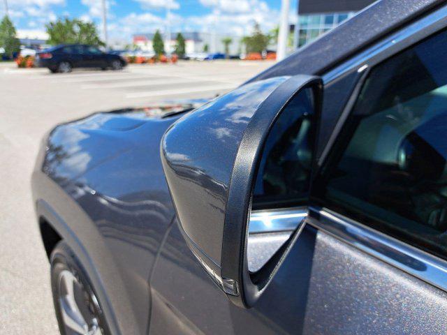 used 2019 Jeep Cherokee car, priced at $15,285