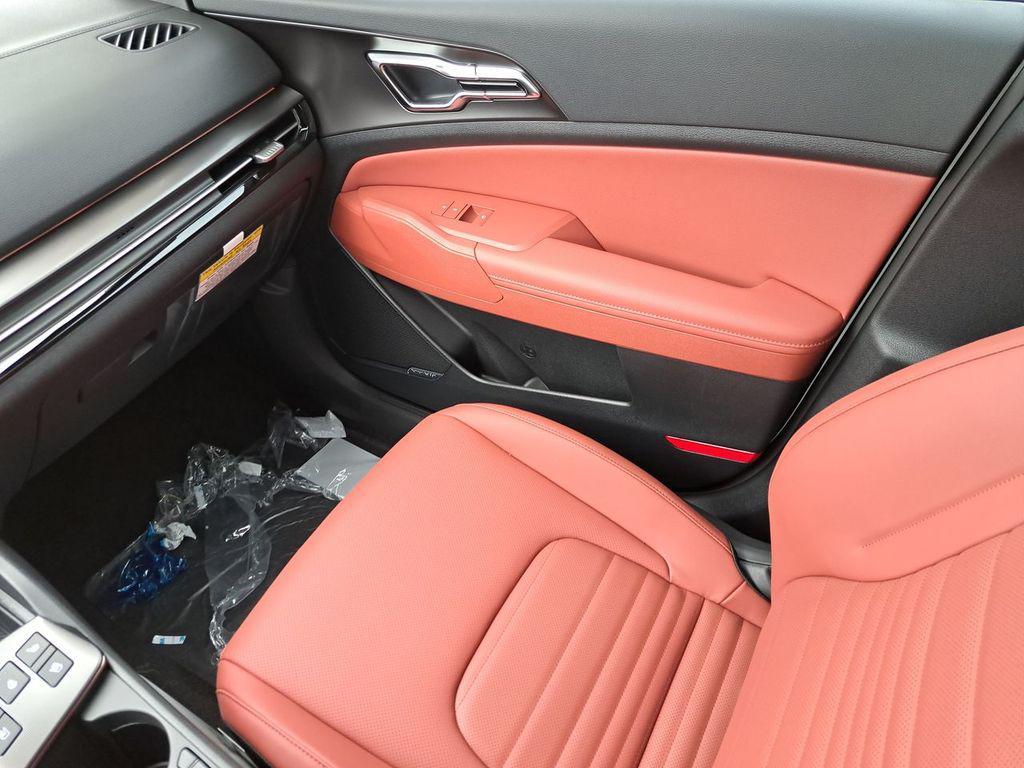 new 2026 Kia Sportage Hybrid car, priced at $40,023