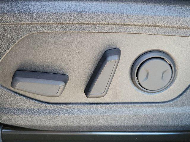 new 2025 Kia Sorento car, priced at $41,805
