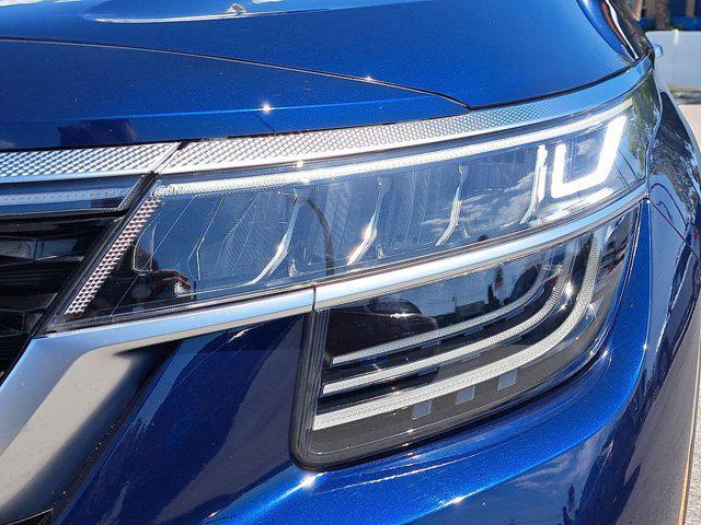 used 2023 Kia Seltos car, priced at $21,385