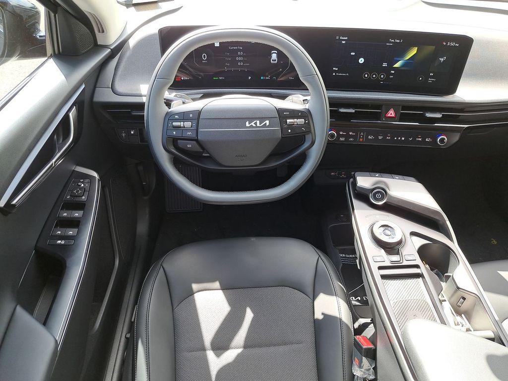 new 2025 Kia EV6 car, priced at $31,492
