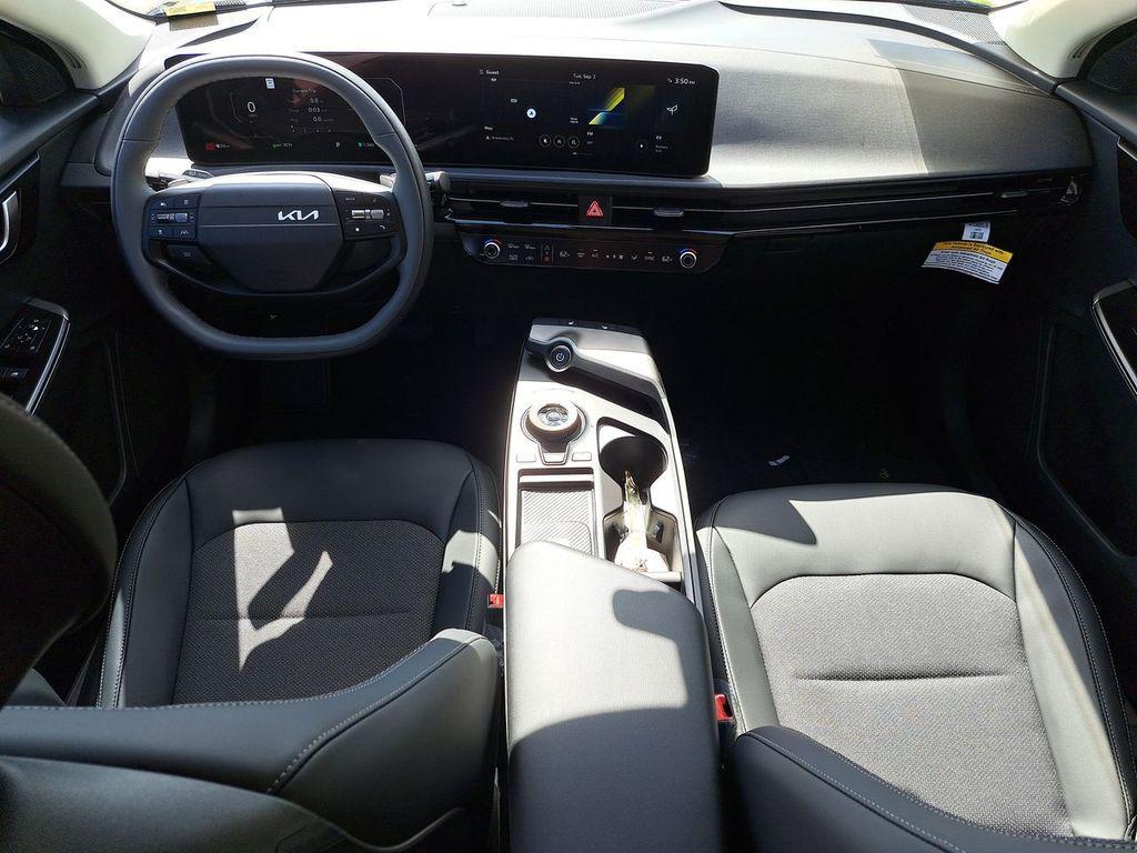 new 2025 Kia EV6 car, priced at $31,492
