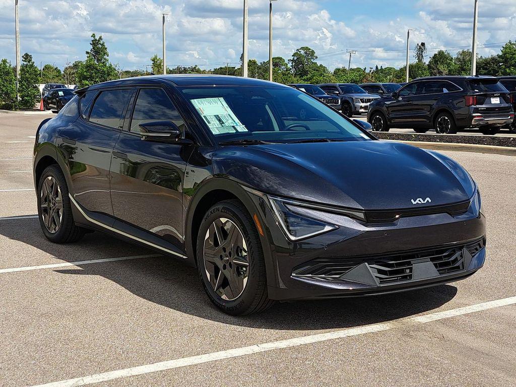 new 2025 Kia EV6 car, priced at $31,492