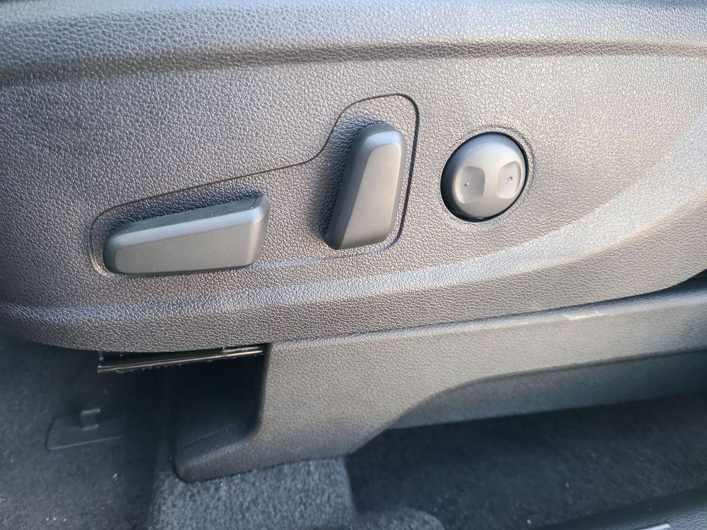 new 2025 Kia Telluride car, priced at $37,917