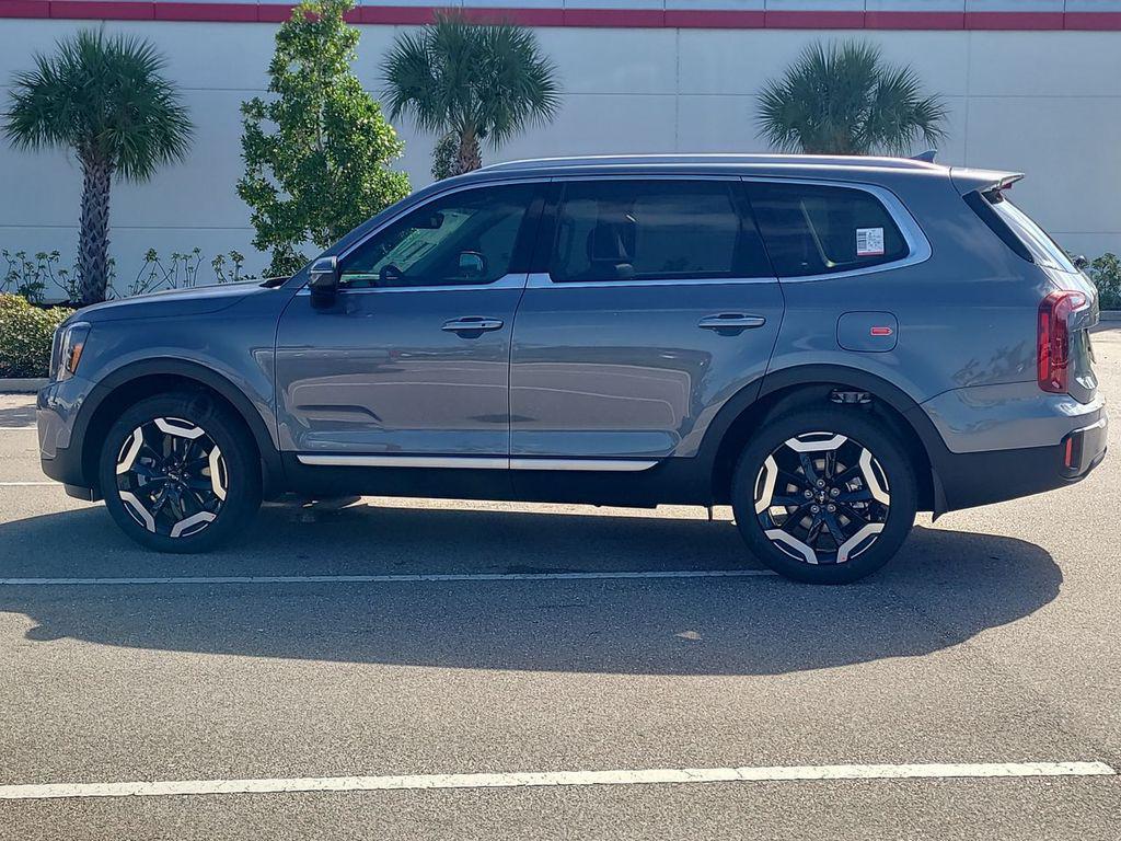 new 2025 Kia Telluride car, priced at $37,917