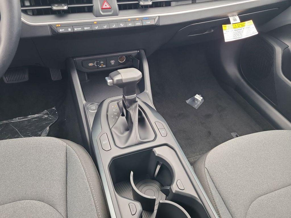 new 2025 Kia K4 car, priced at $23,256