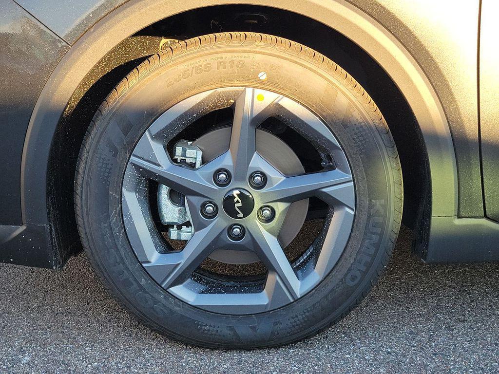 new 2025 Kia K4 car, priced at $22,790