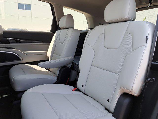 new 2025 Kia Telluride car, priced at $39,563
