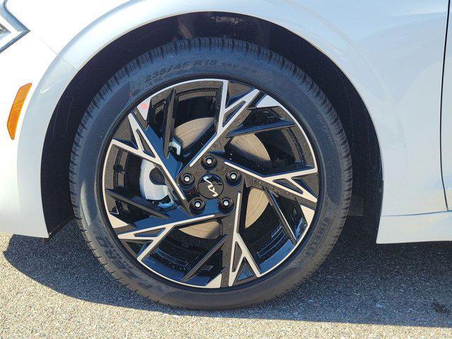 new 2025 Kia K5 car, priced at $30,723