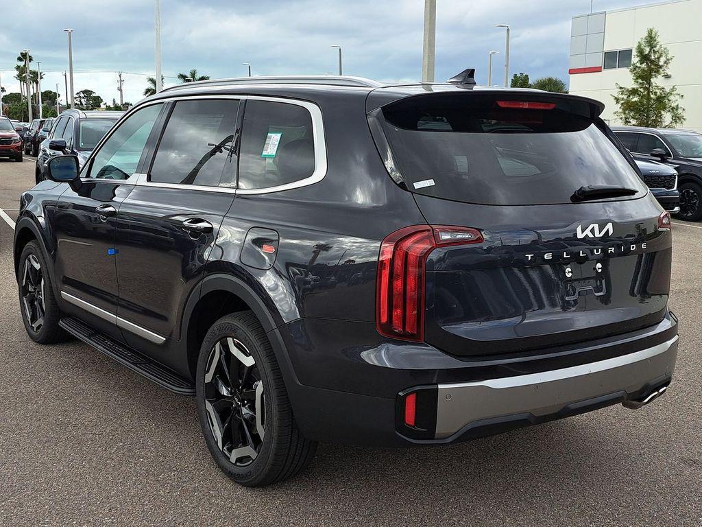 new 2025 Kia Telluride car, priced at $40,185