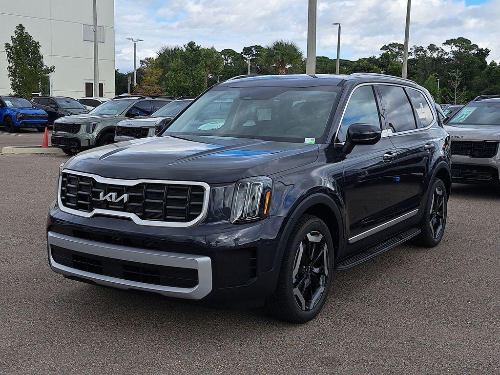 new 2025 Kia Telluride car, priced at $40,185