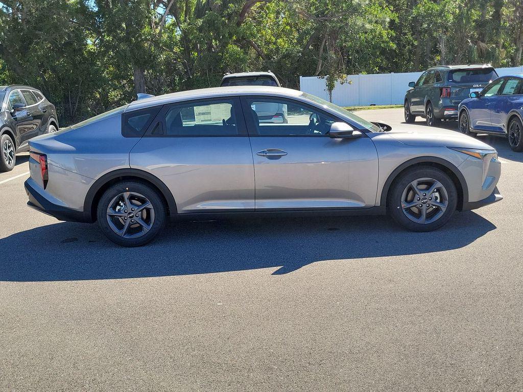 new 2025 Kia K4 car, priced at $22,669
