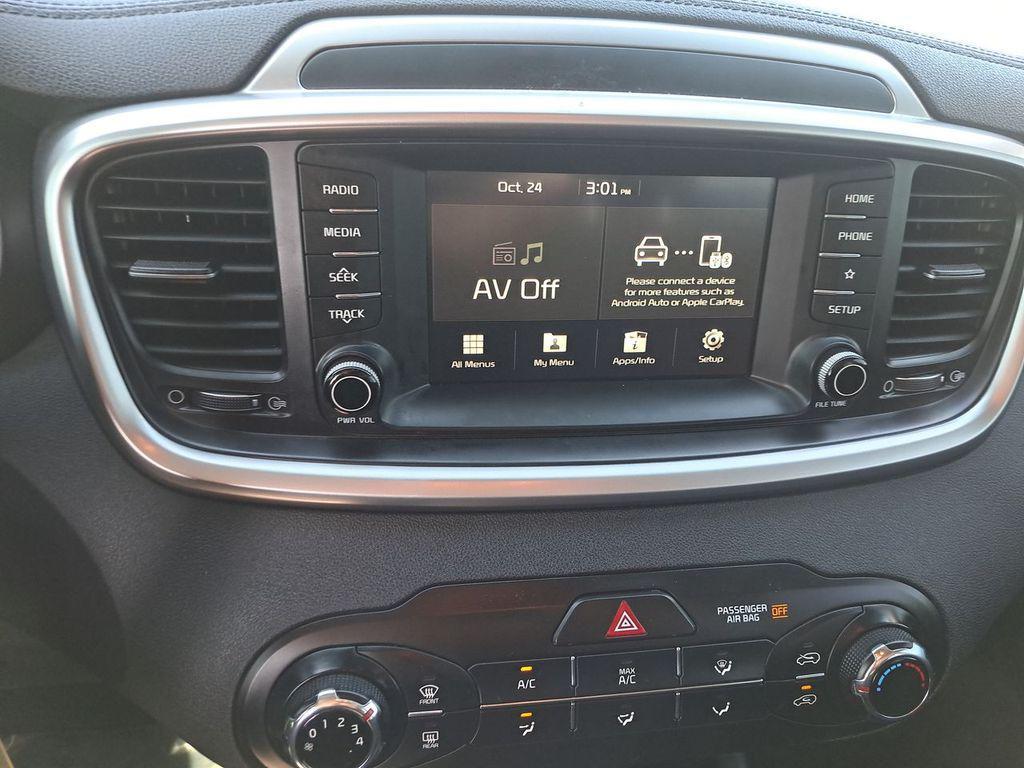 used 2019 Kia Sorento car, priced at $12,628