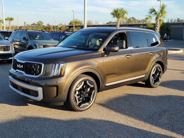 new 2025 Kia Telluride car, priced at $42,318