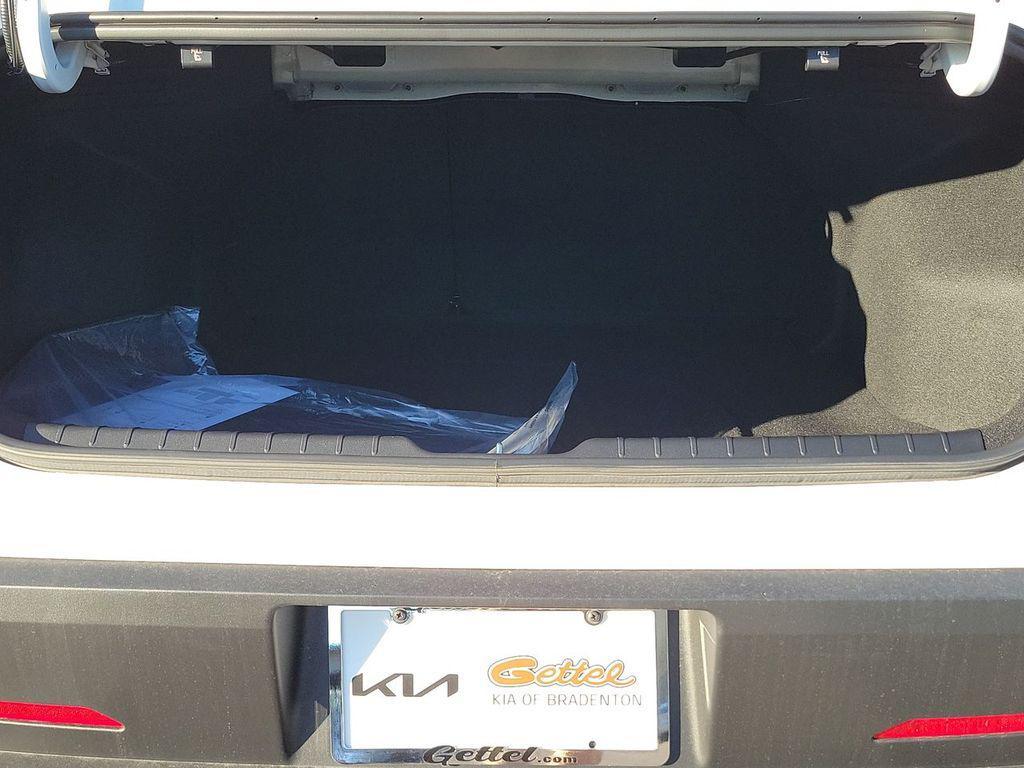 new 2025 Kia K4 car, priced at $23,157