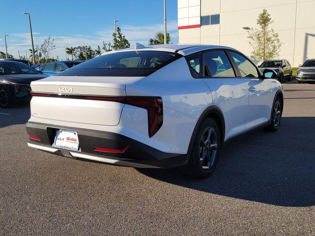 new 2025 Kia K4 car, priced at $23,157