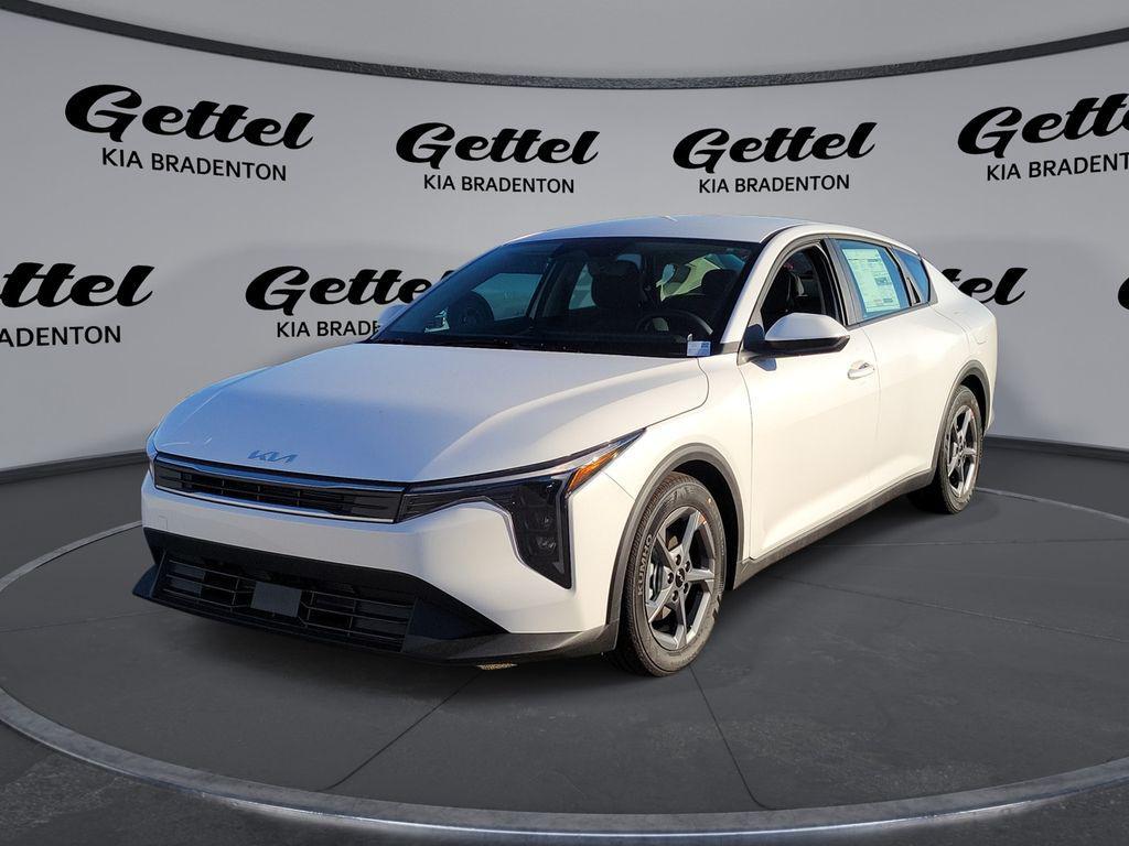new 2025 Kia K4 car, priced at $23,157