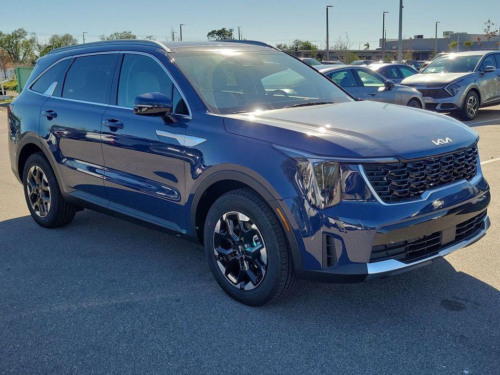 new 2025 Kia Sorento car, priced at $32,225