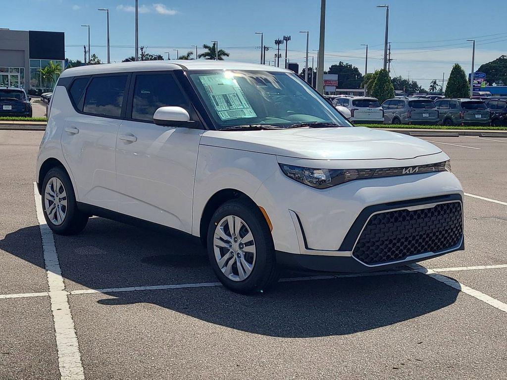 new 2025 Kia Soul car, priced at $21,205