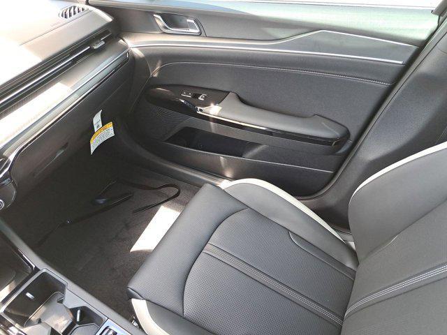 new 2025 Kia K5 car, priced at $26,572