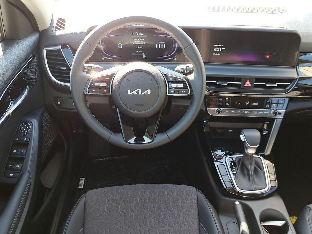 new 2026 Kia Seltos car, priced at $25,510
