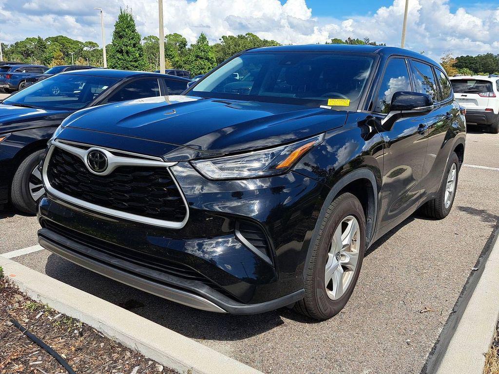 used 2022 Toyota Highlander car, priced at $24,347