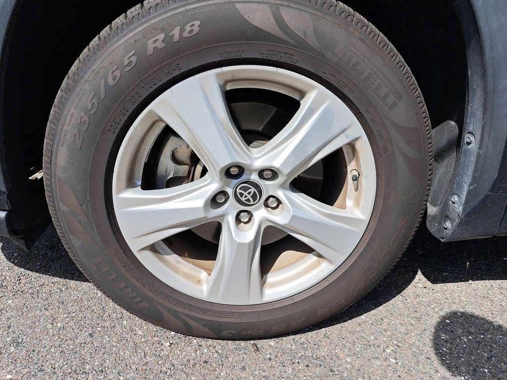 used 2022 Toyota Highlander car, priced at $24,347