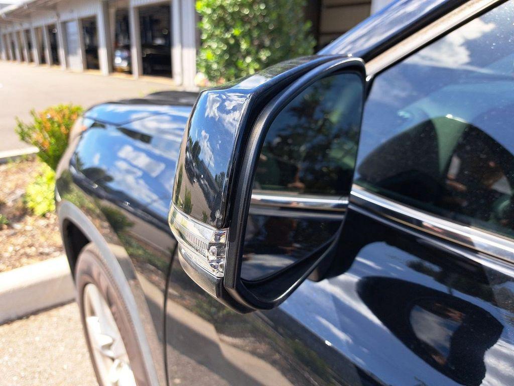 used 2022 Toyota Highlander car, priced at $24,347